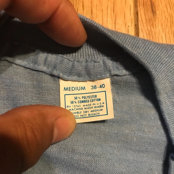 Vintage Elton John “Back in the USSA” T-shirt - Picture 6 of 8